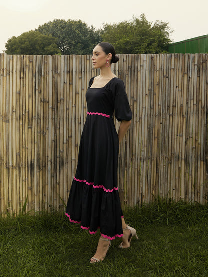 Women's Black Solid Dress