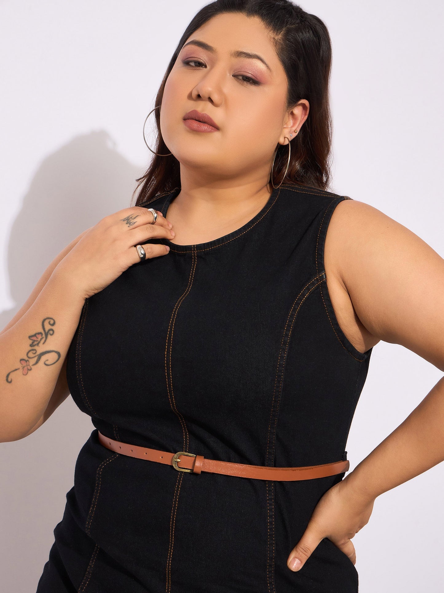 Women's Black Denim Sleeveless Belted Bodycon Dre