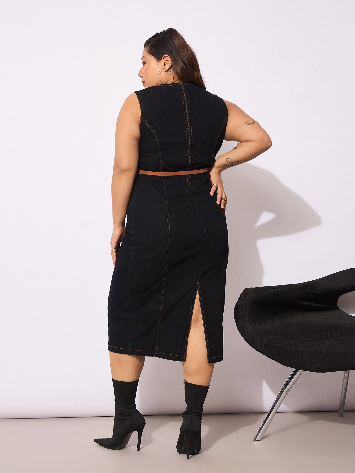 Women's Black Denim Sleeveless Belted Bodycon Dre