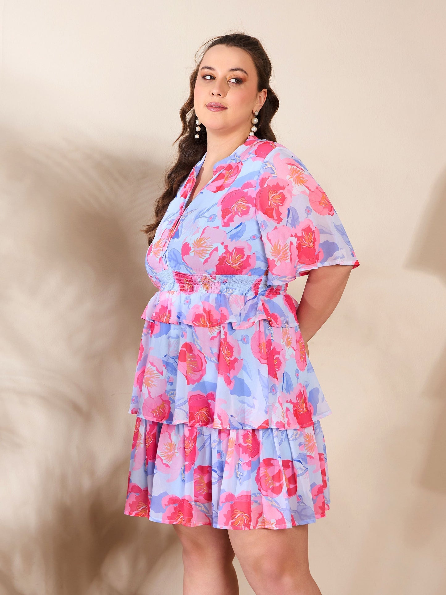 Women's Blue Floral Tired Knee Length Dre