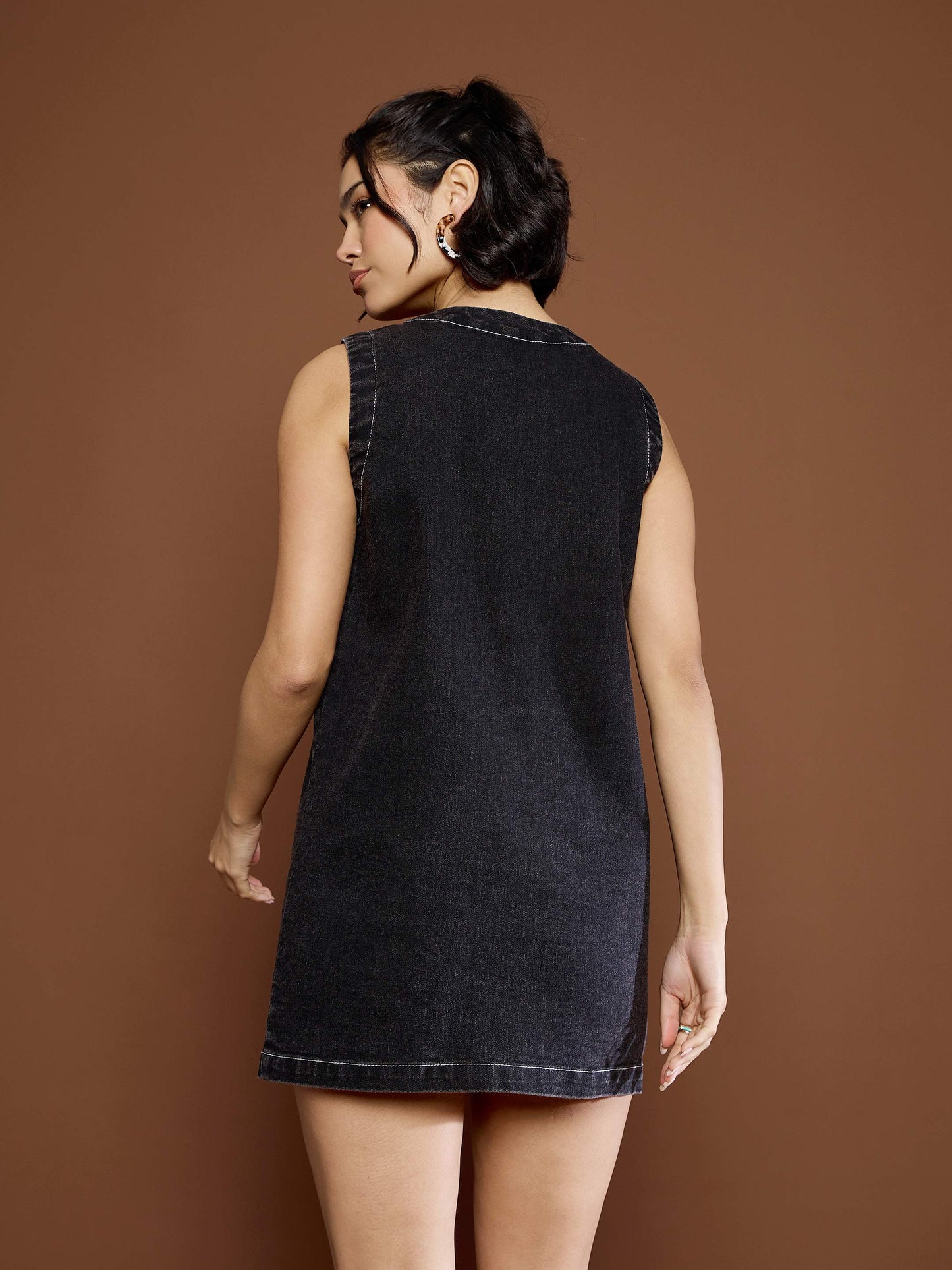 Women's Black Washed Front Pocket Short Dre