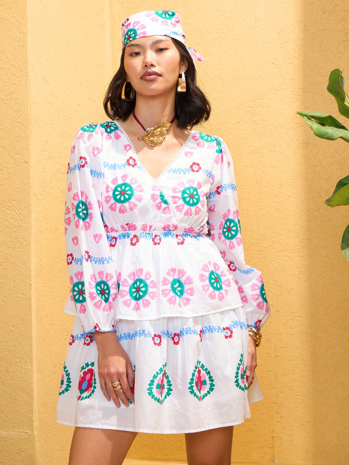 Women's White Floral Wrap Neck Short Dre