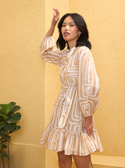 Women's Beige & White Geometric Short Shirt Dre