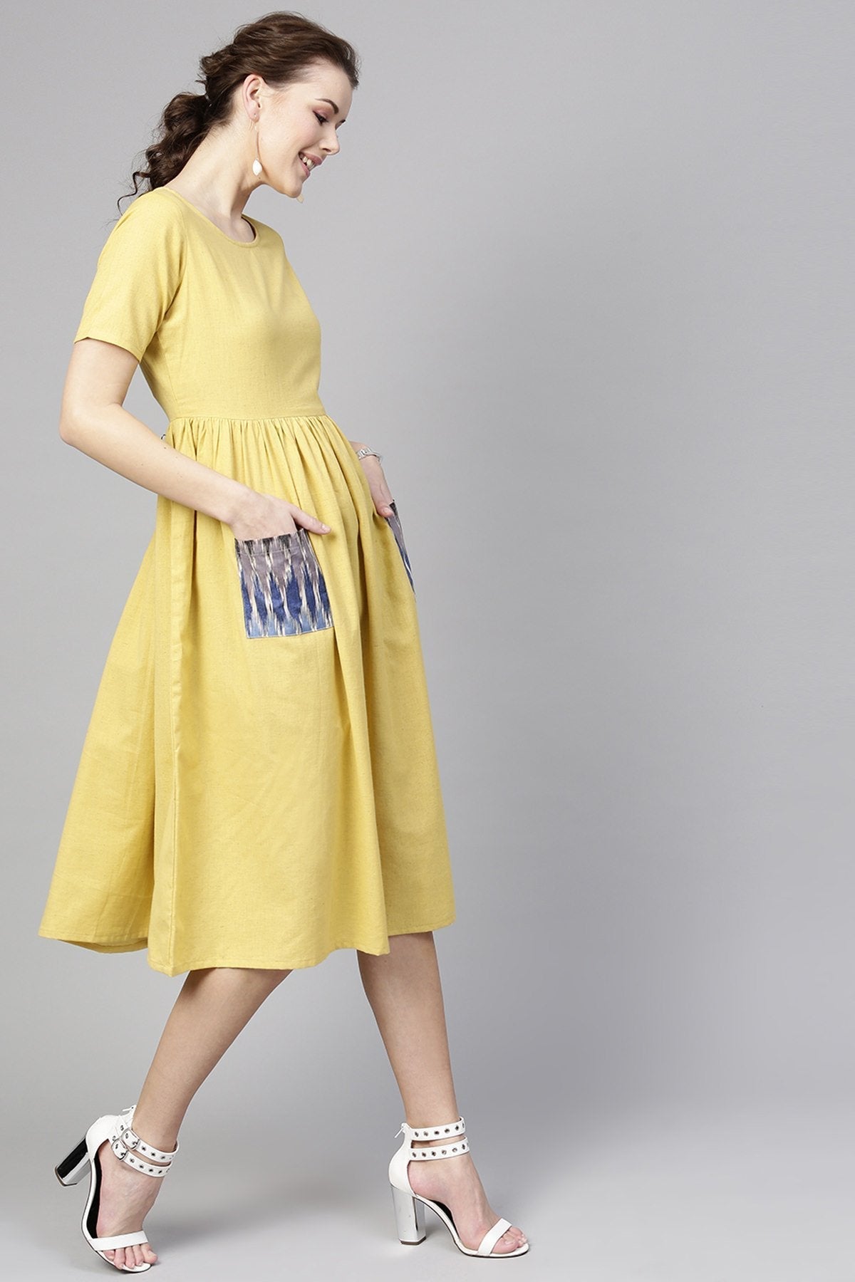 Women's Pale Yellow Pocket Dress