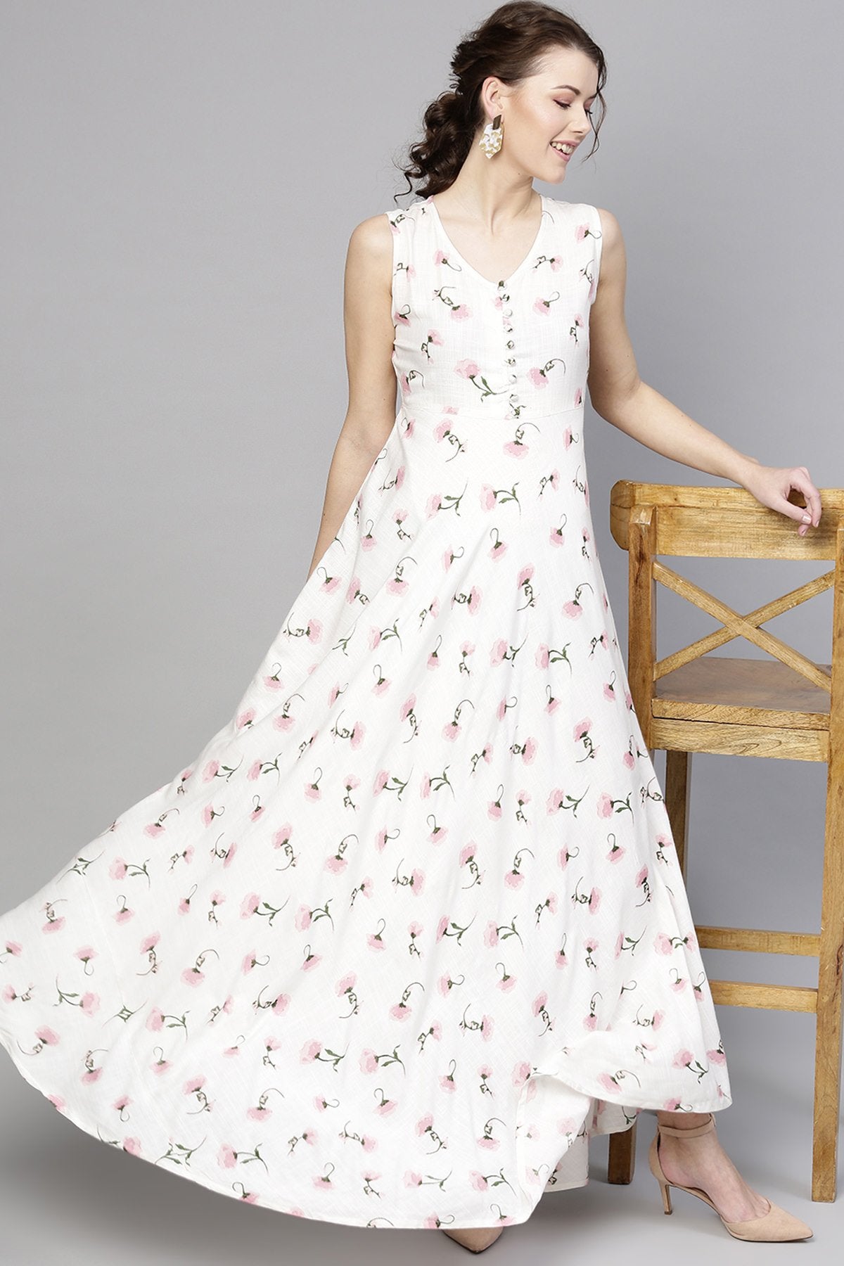 Women's White Floral Sleeveless Flared Maxi