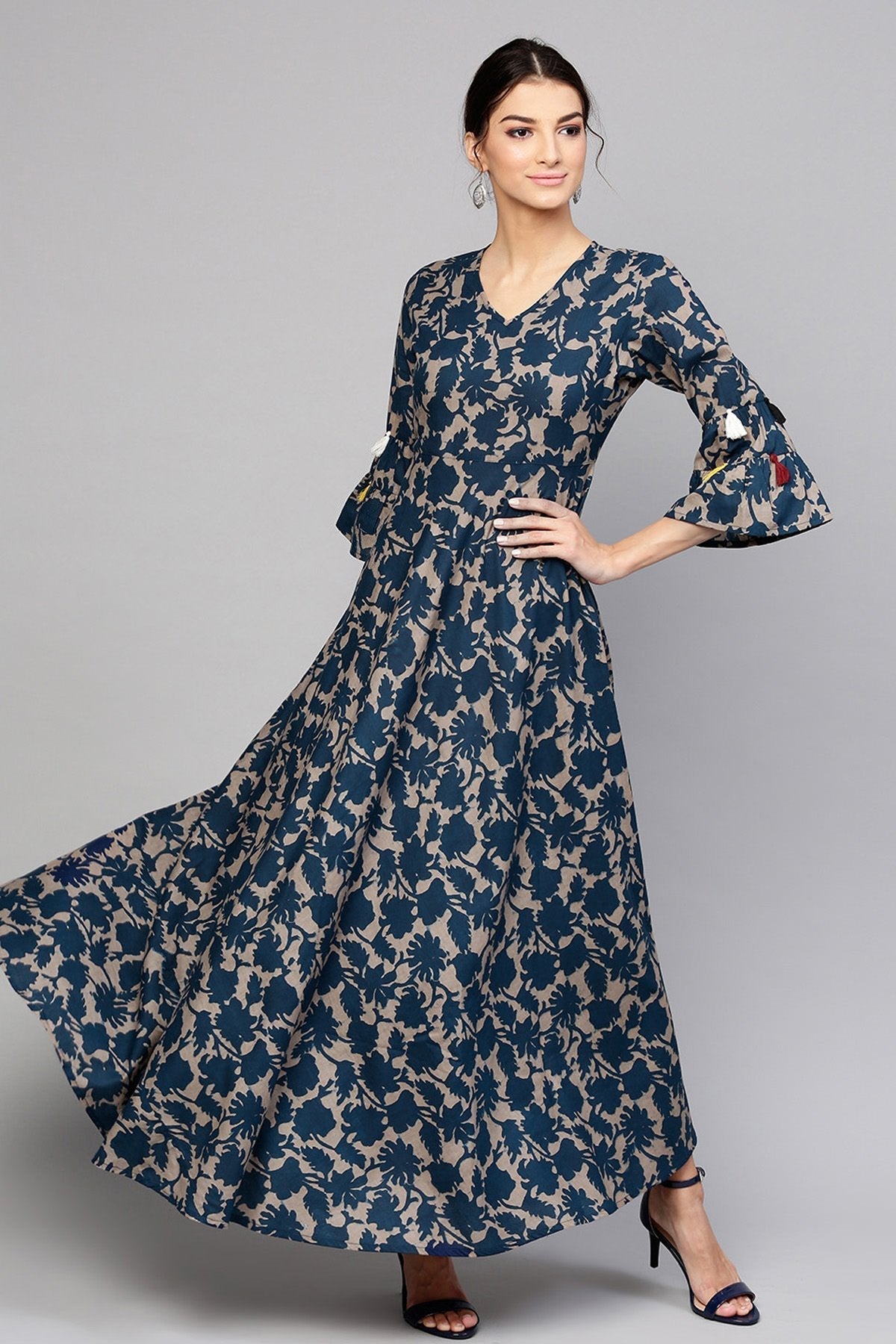 Women's Grey Indigo Floral Tiered Sleeves Maxi