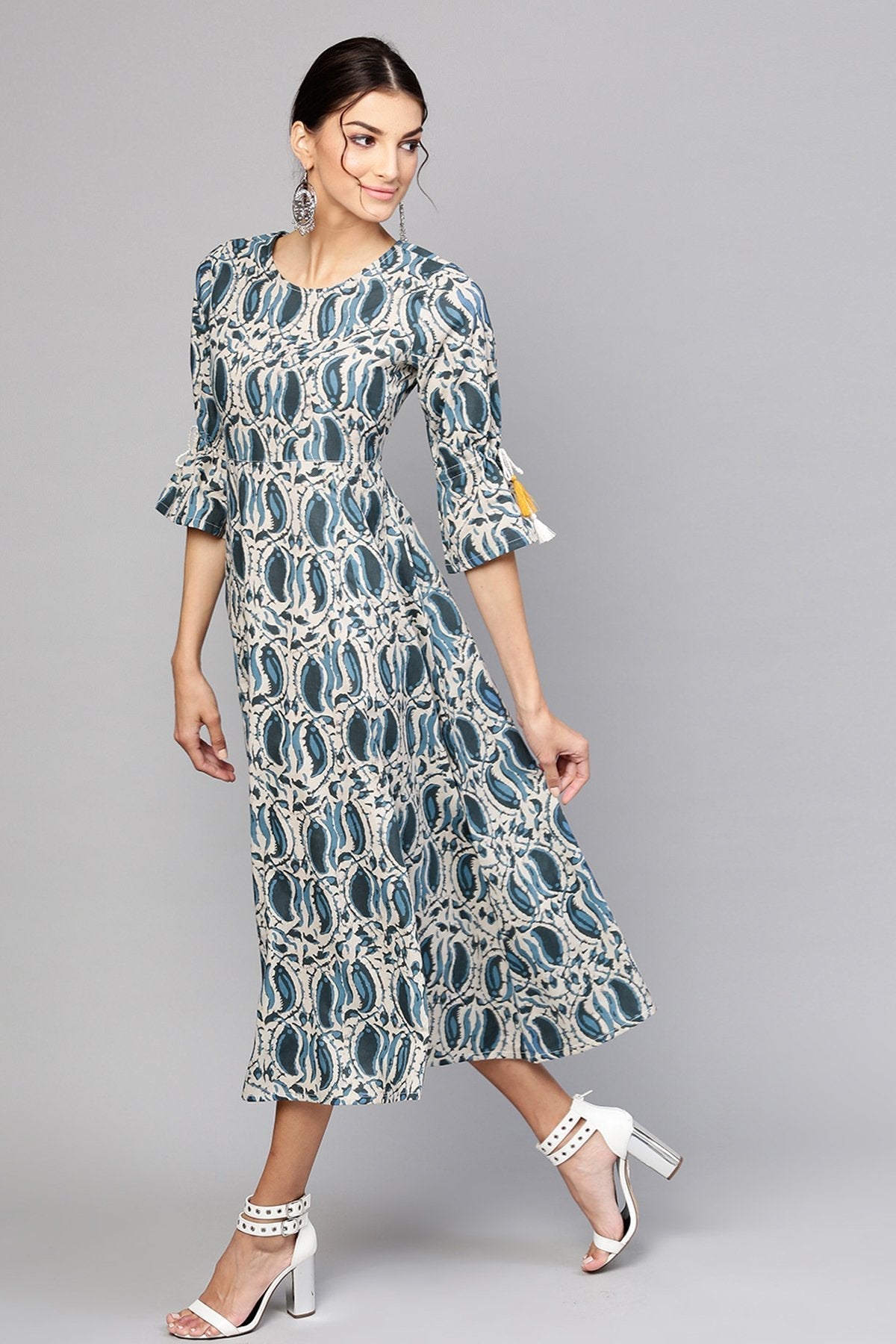 Women's Indigo Paisley Tie-Up Sleeve Dress