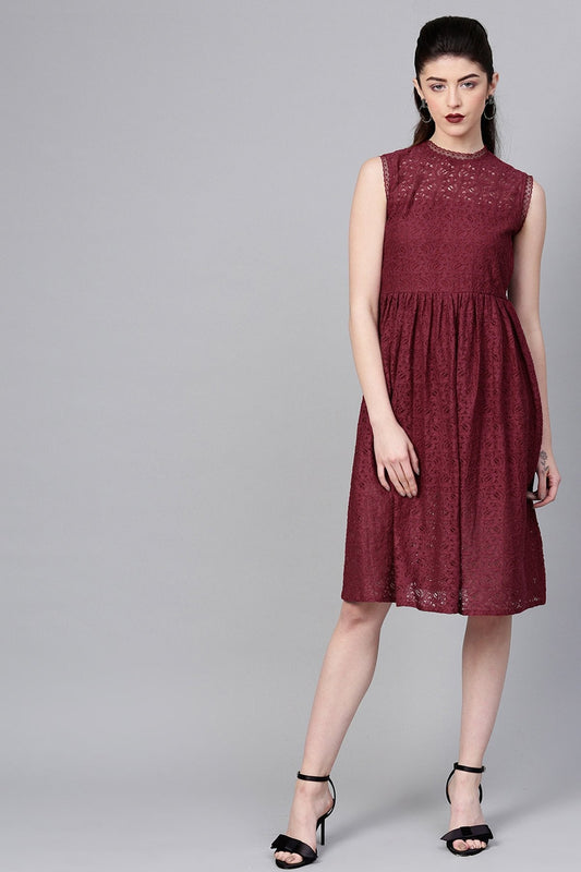 Women's Wine Sleeveless Lace Neck Midi