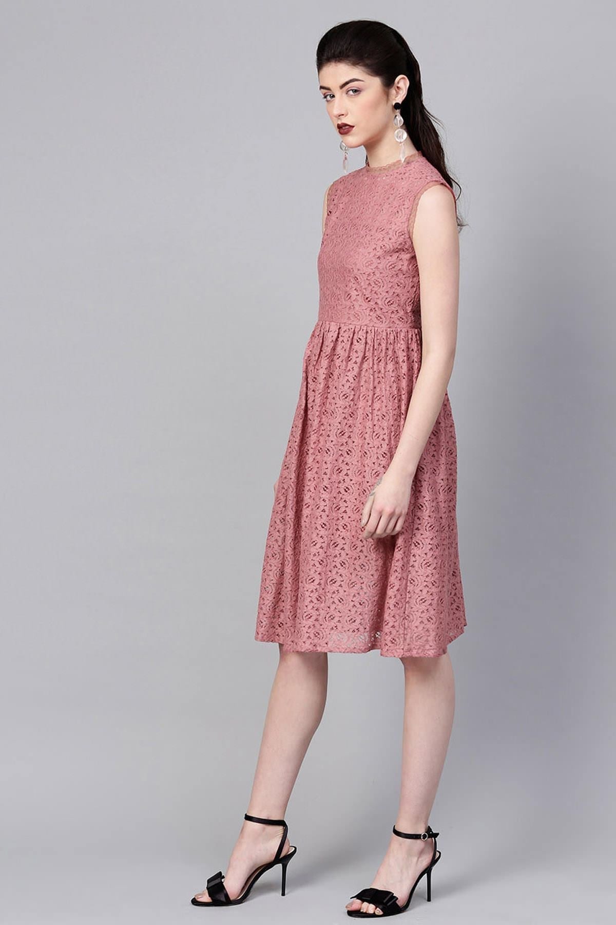 Women's Onion Pink Sleeveless Lace Neck Midi