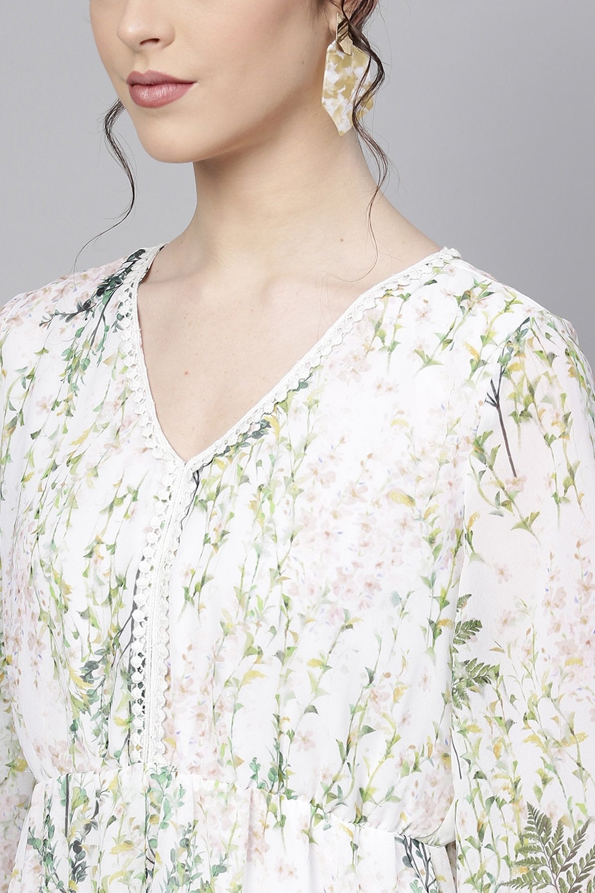 Women's Off-White Floral V-Neck Maxi
