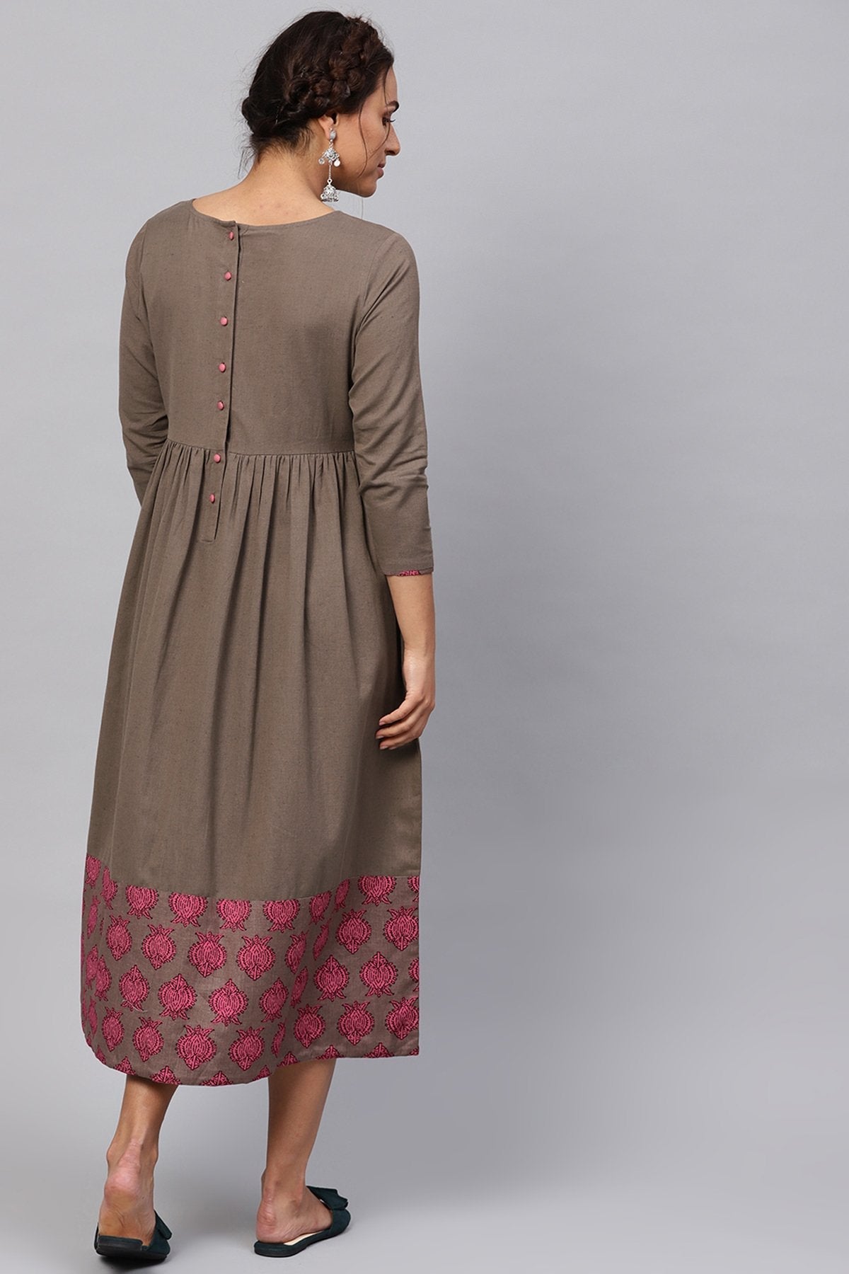 Women's Brown & Pink Big Booti Gathered Midi