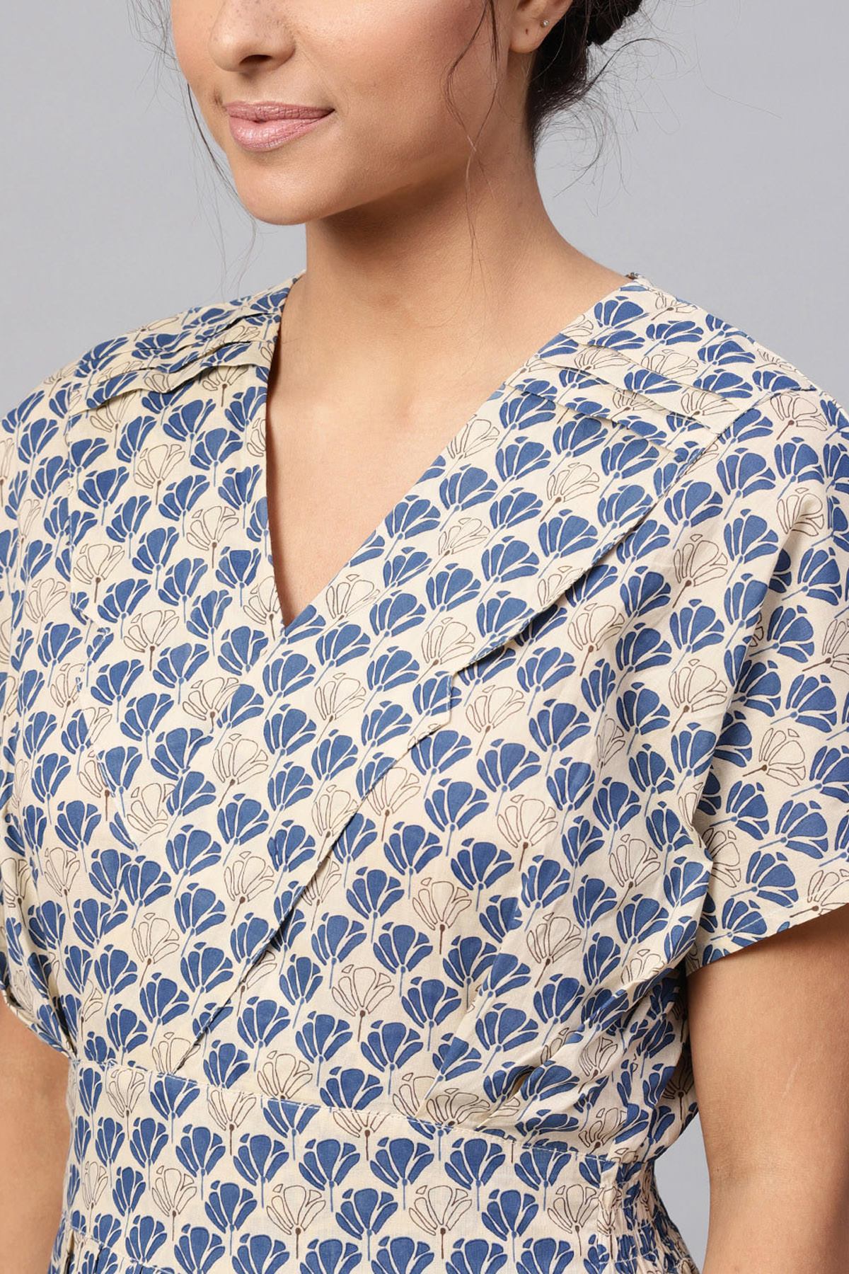 Women's Beige & Blue Floral Collared Midi