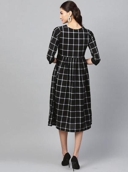 Women's Black Check V-Neck Gathered Dress