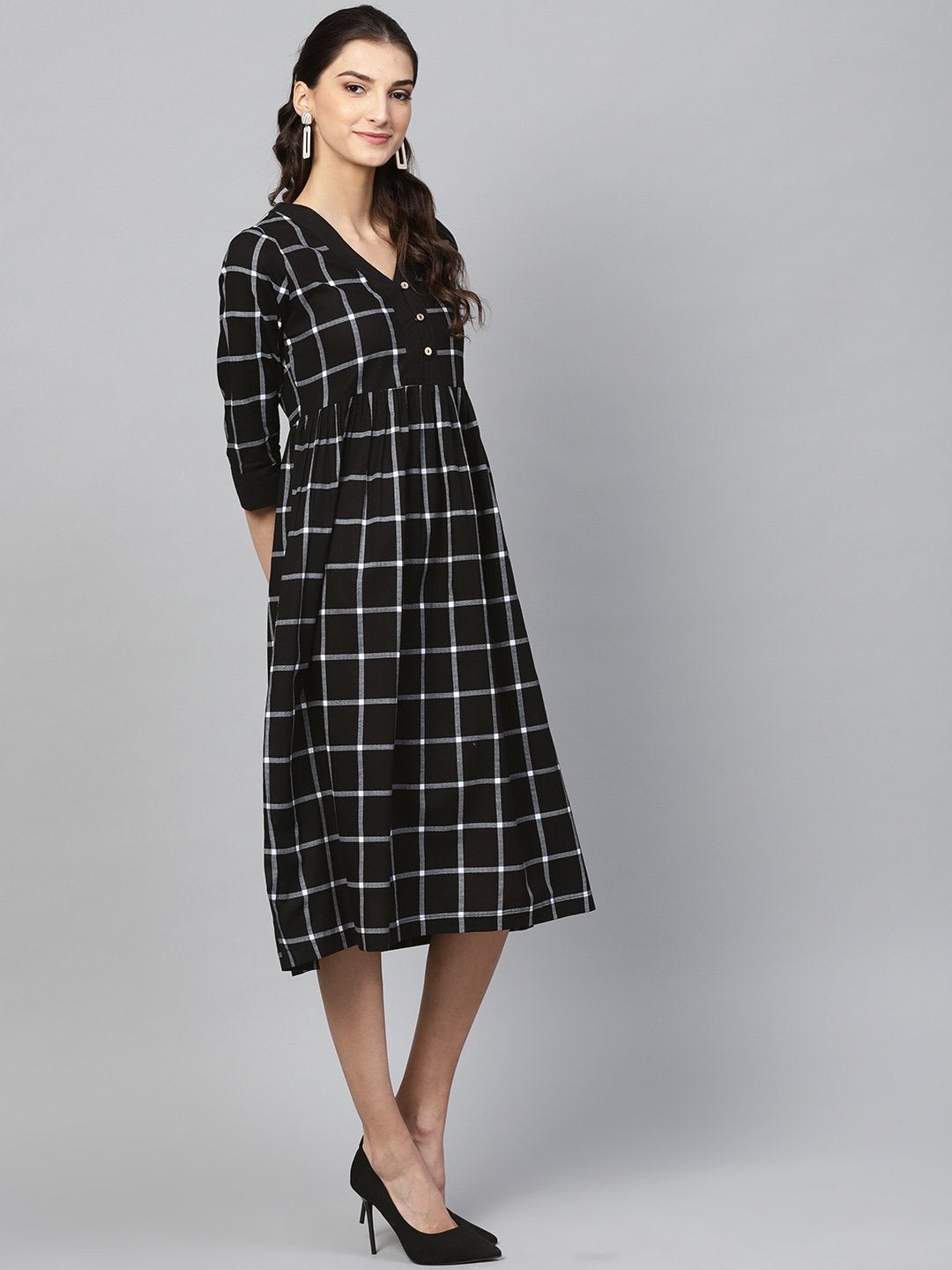 Women's Black Check V-Neck Gathered Dress
