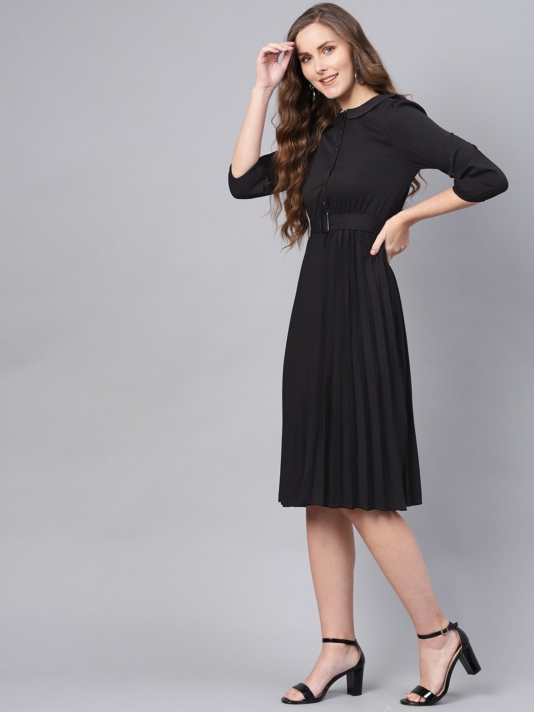 Women's Black Peterpan Belted Pleated Midi Dress