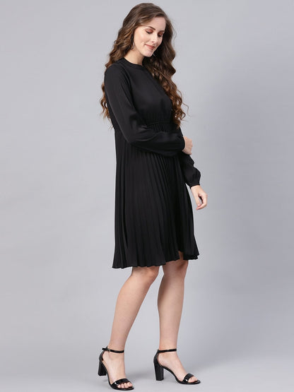 Women's Black Mandrain Collar Pleated Skater Dress