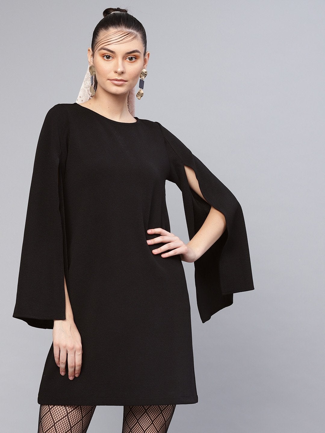 Women's Black Cape Sleeves Shift Dress