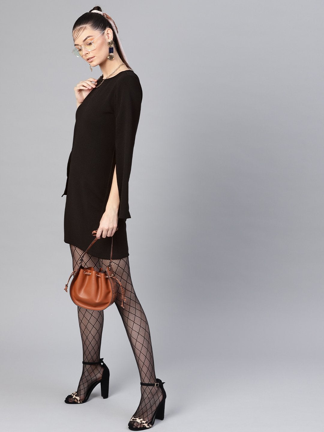 Women's Black Cape Sleeves Shift Dress