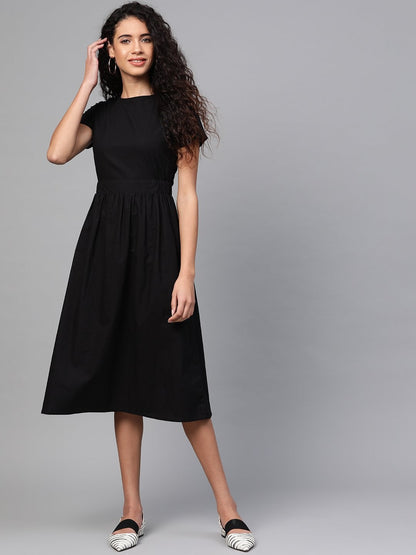 Women's Black Back Placket Gathered Dress