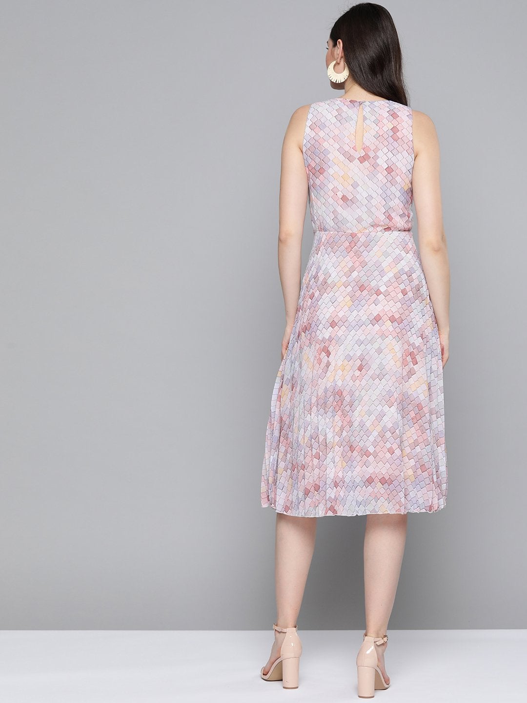 Women's Peach Tile Print Pleated Midi Dress