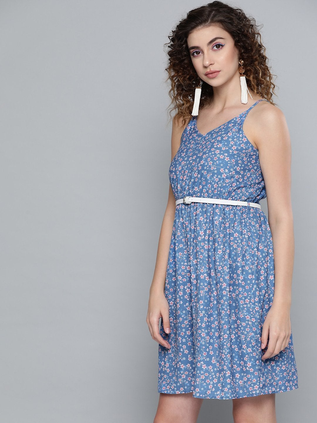 Women's Blue Ditsy Floral Short Strappy Belted Dress