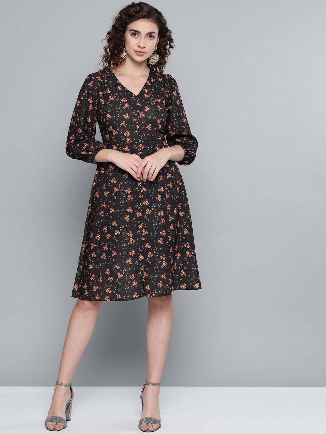 Women's Black Ditsy Floral Buttoned Midi Dress