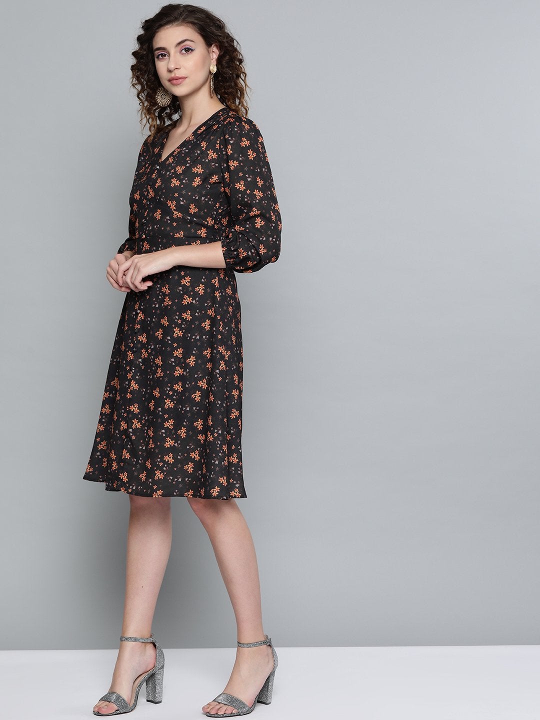 Women's Black Ditsy Floral Buttoned Midi Dress