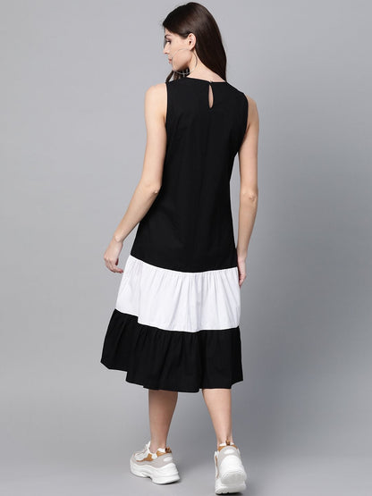 Women's Black & White Sleeveless Tiered Dress