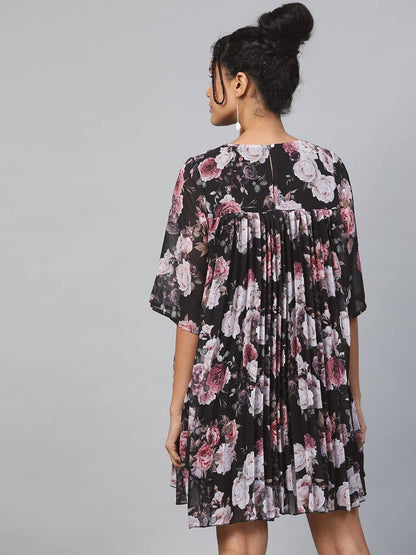 Women's Black Floral Pleated Trapeze Dress