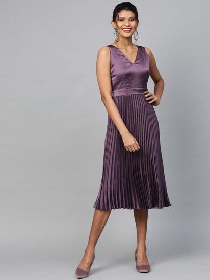 Women's Purple Satin V-Neck Pleated Midi Dress