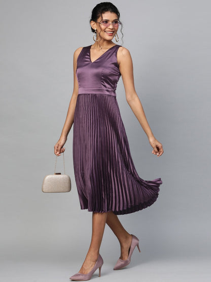 Women's Purple Satin V-Neck Pleated Midi Dress