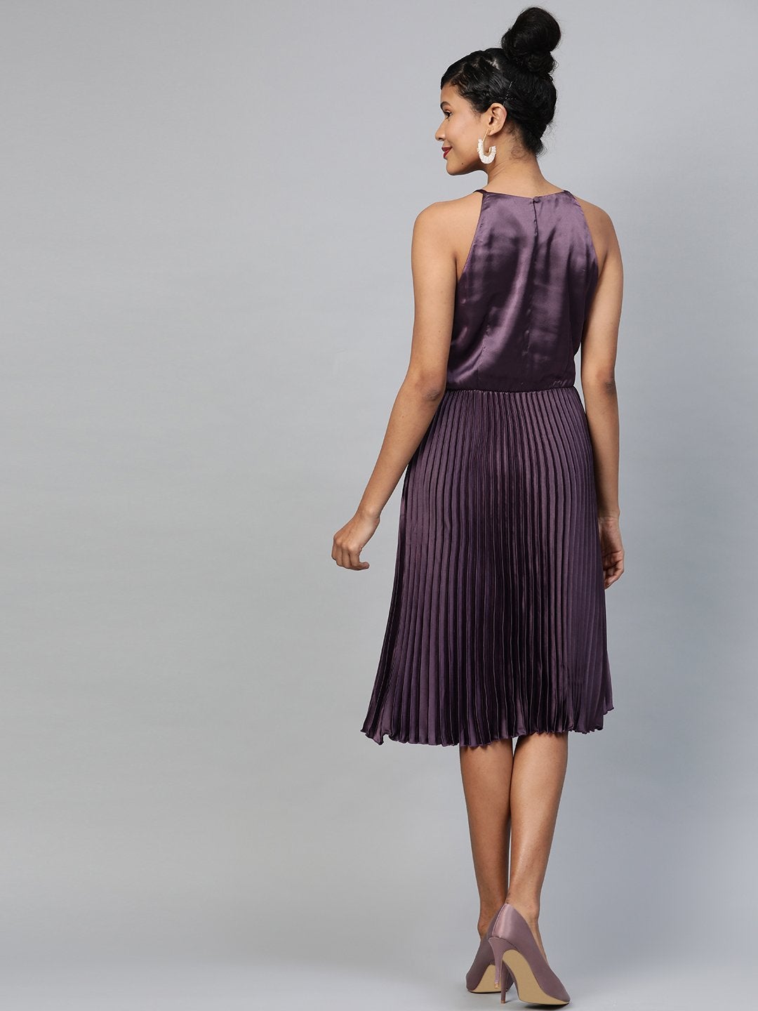 Women's Purple Halter Neck Pleated Satin Dress