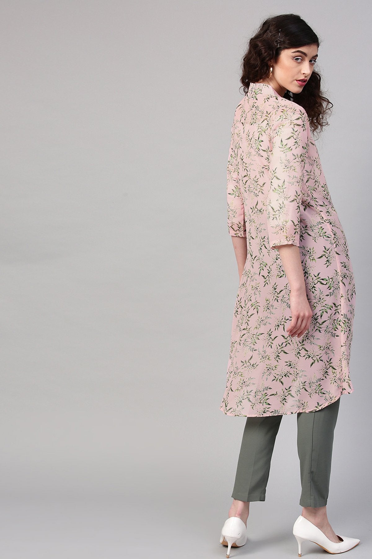 Women's Pink Floral Front Open Shrug