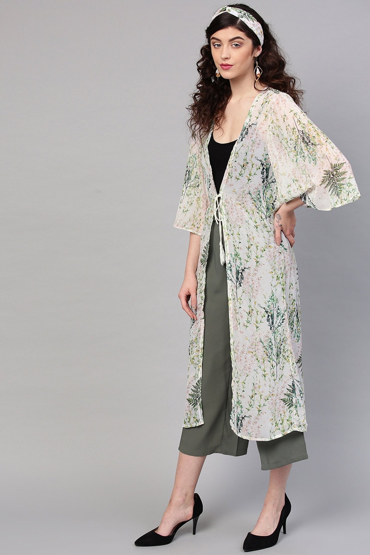 Women's Off-White Floral Shrug With Bandana