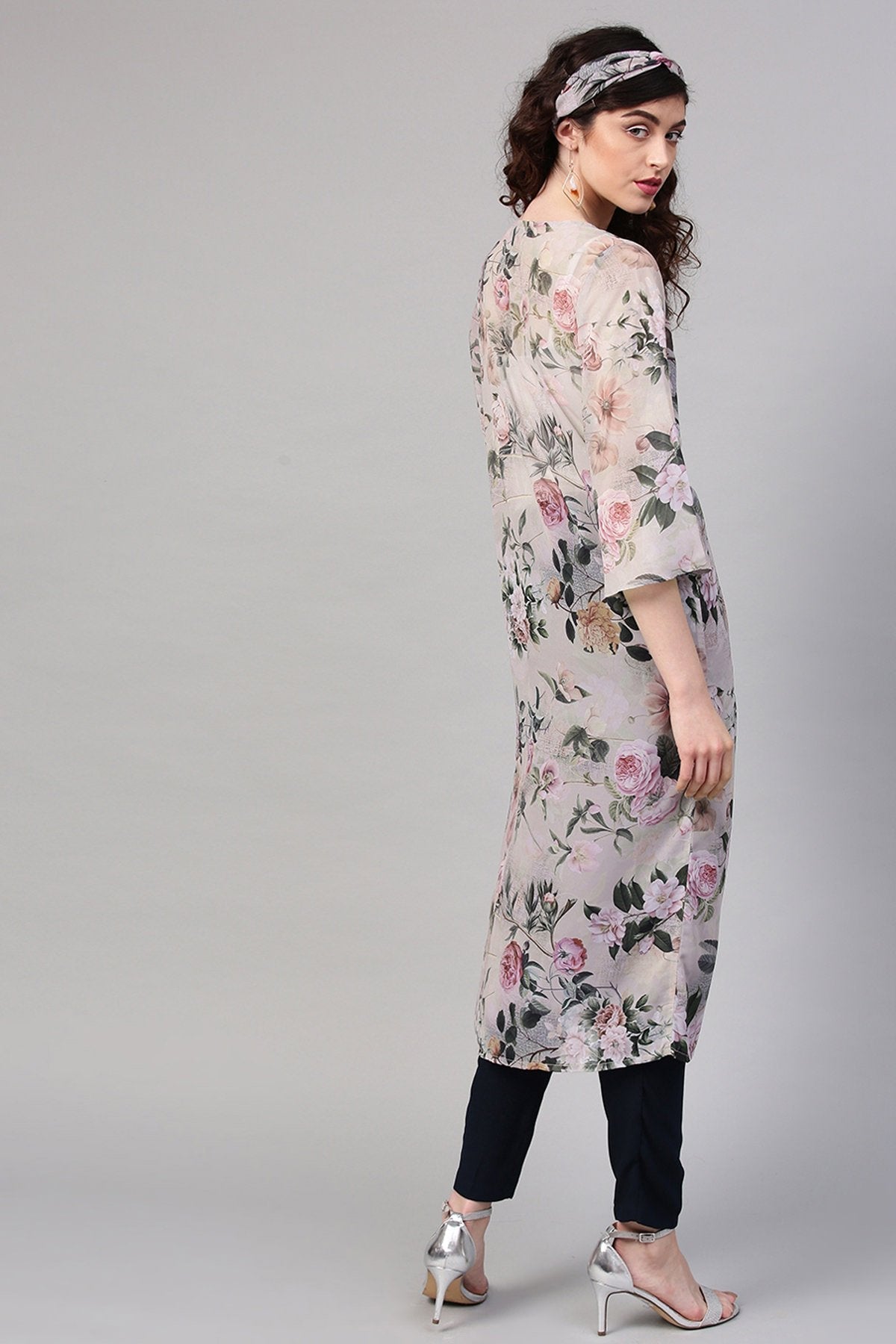 Women's Pista Floral Shrug With Bandana
