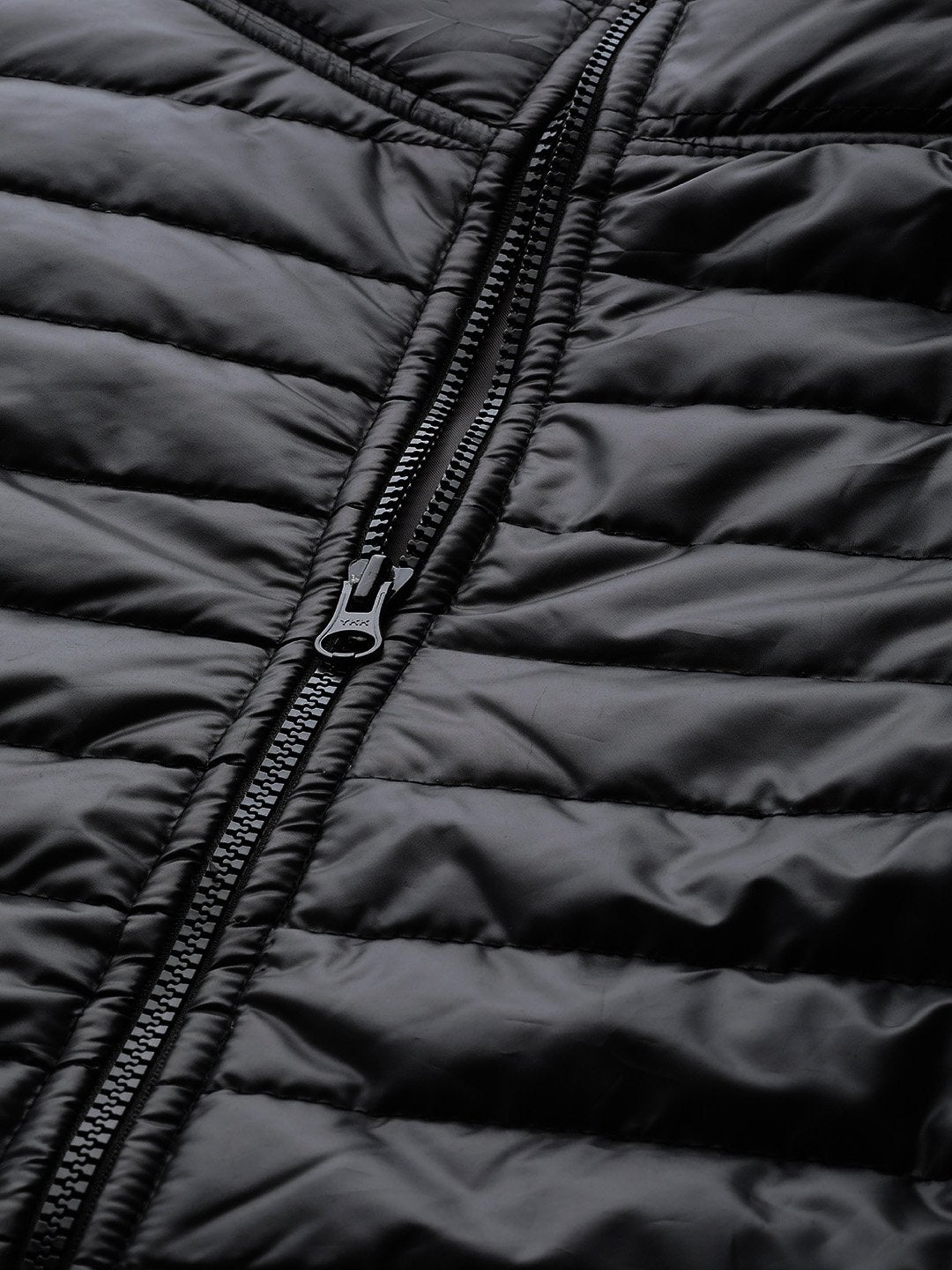 Women's Black Zip-Pocket Quilted Puffer Jacket