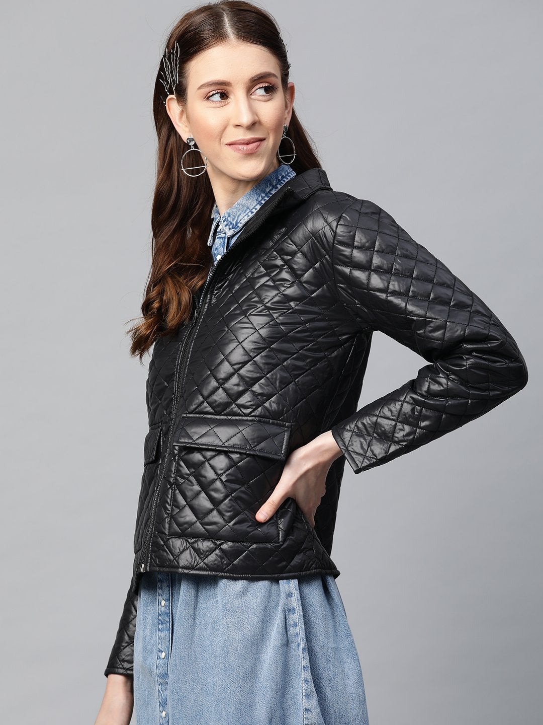 Women's Black Flap Pockets Quilted Puffer Jacket