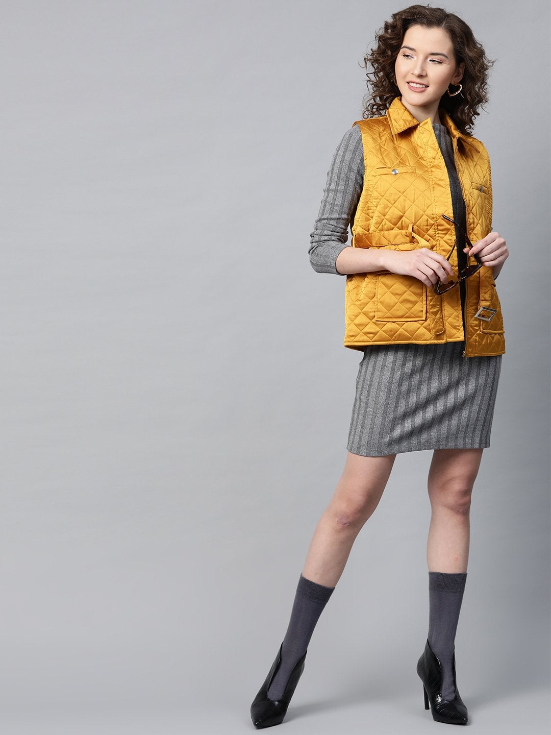 Women's Mustard Sleeveless Belted Satin Quilted Jacket