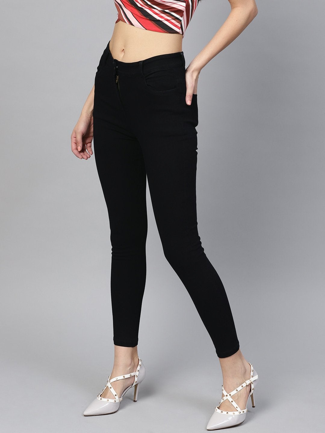 Women's Black Cropped Jeans