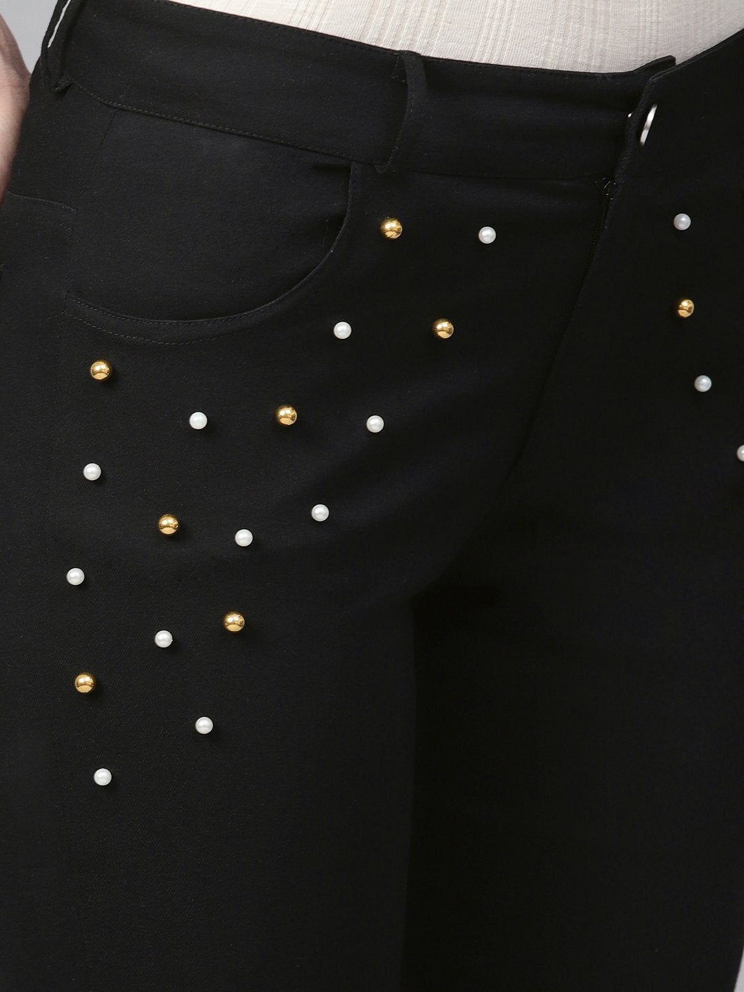 Women's Black Front Pocket Embellished Jeans