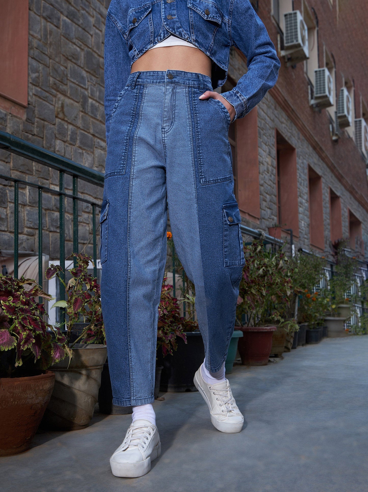 Women's Blue Denim Colour Block Balloon Fit Jeans