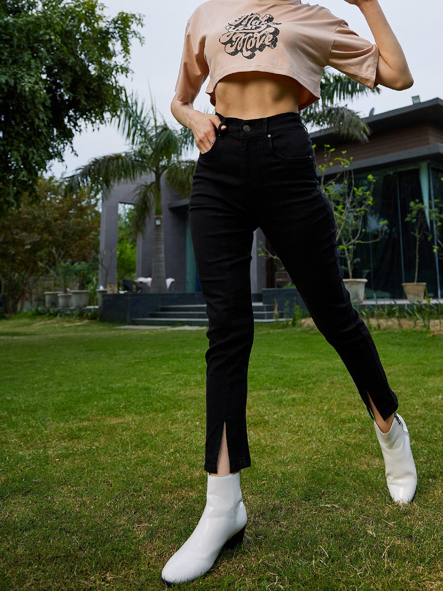 Women's Black Hem Slit Relax Premium Jeans