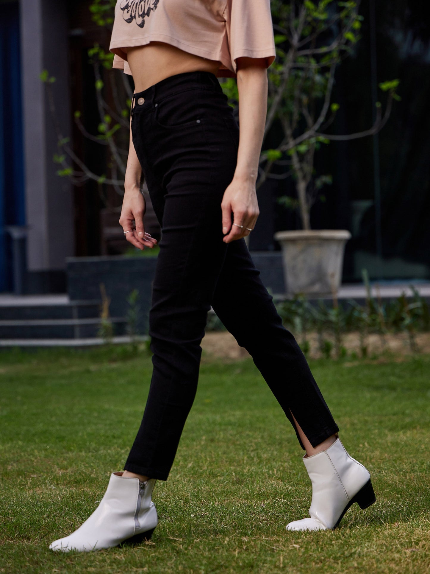 Women's Black Hem Slit Relax Premium Jeans