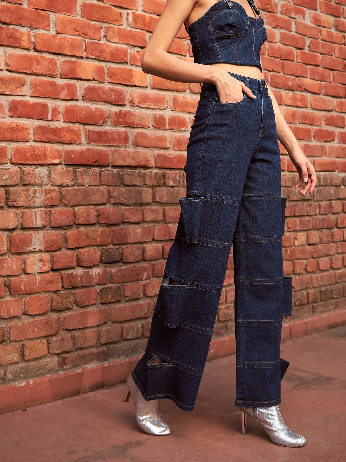 Women's Navy Premium Side Cutout Straight Jeans