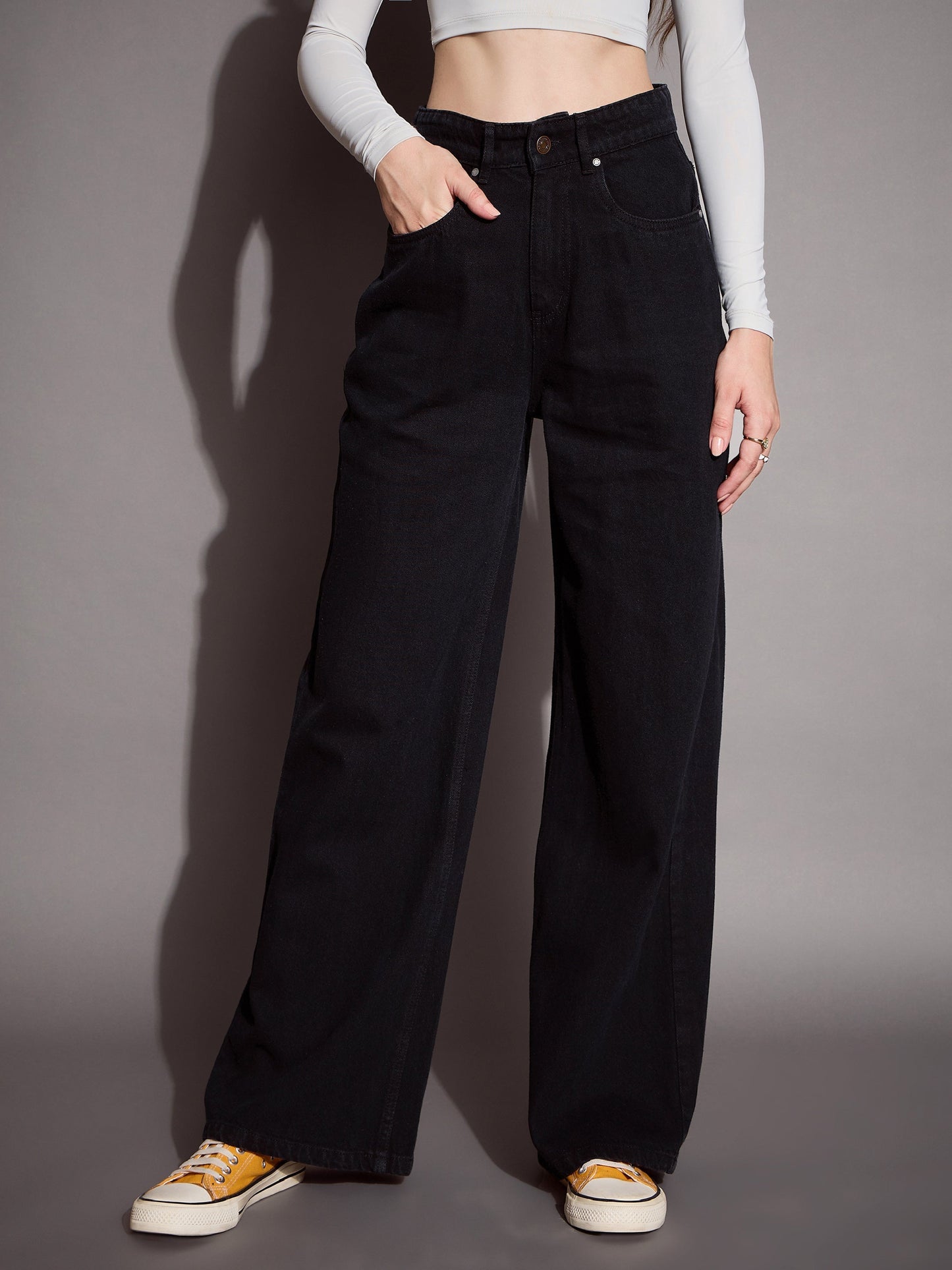 Women's Black Solid Jean