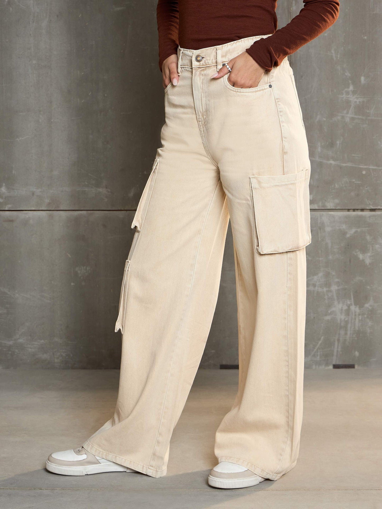Women's Beige Box Pocket Straight Premium Jea