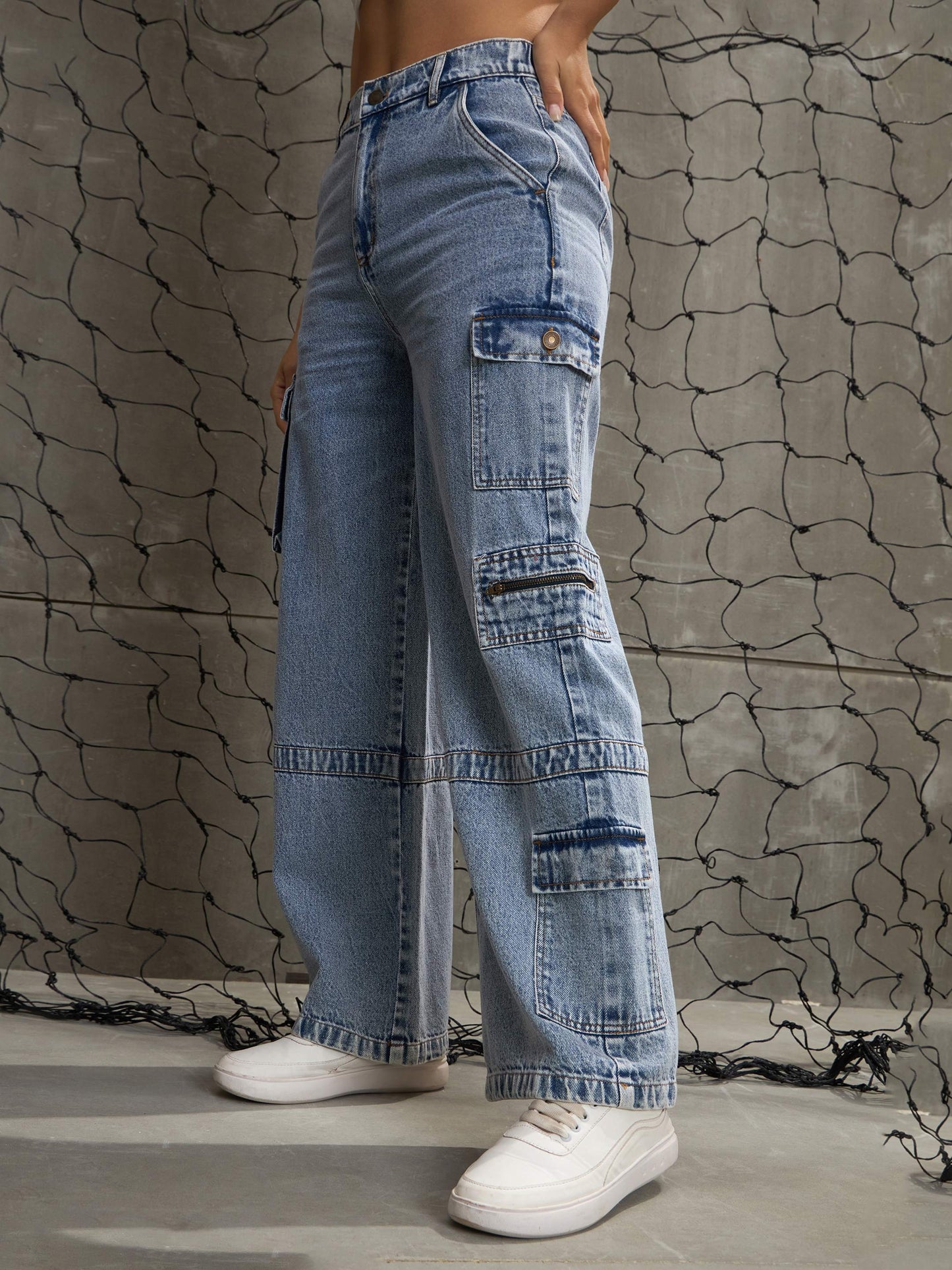 Women's Ice Blue Denim Straight Fit Jea