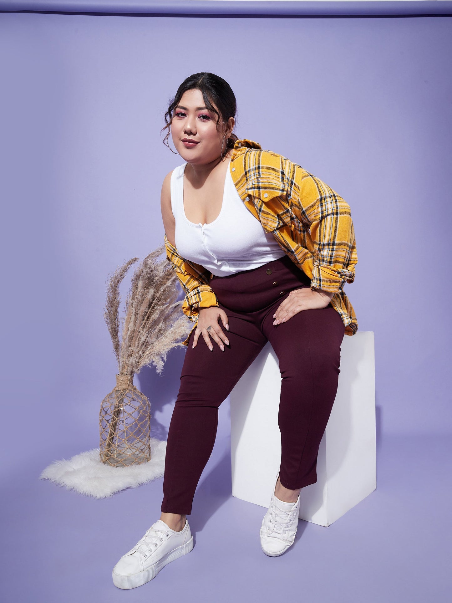 Women's Burgundy Show Button High Waist Jeggings