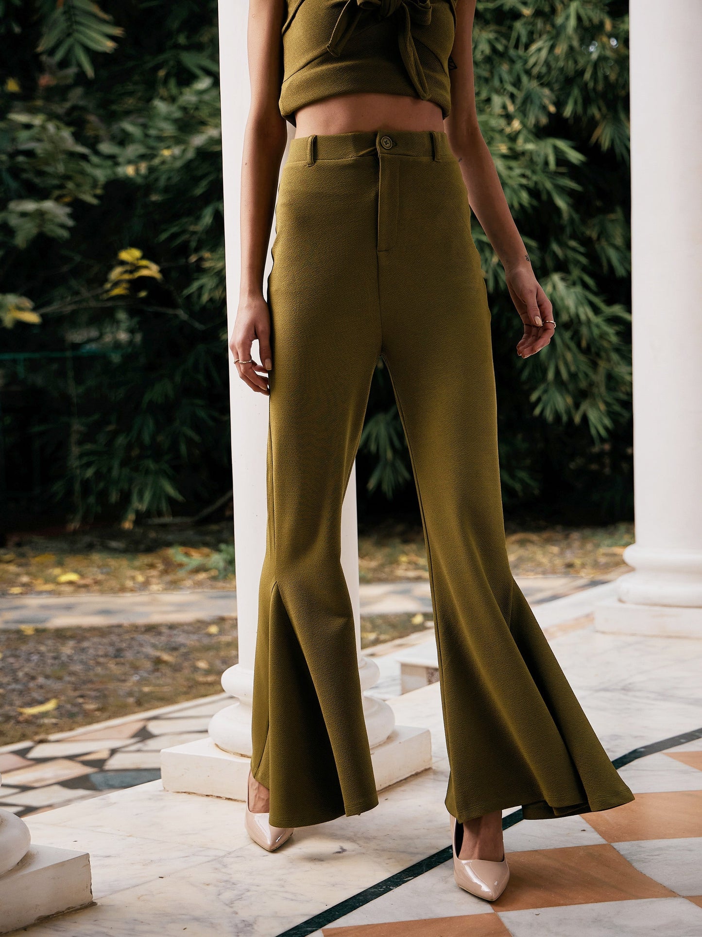 Women's Olive Bell Bottom Kick Pleats Knitted Pants