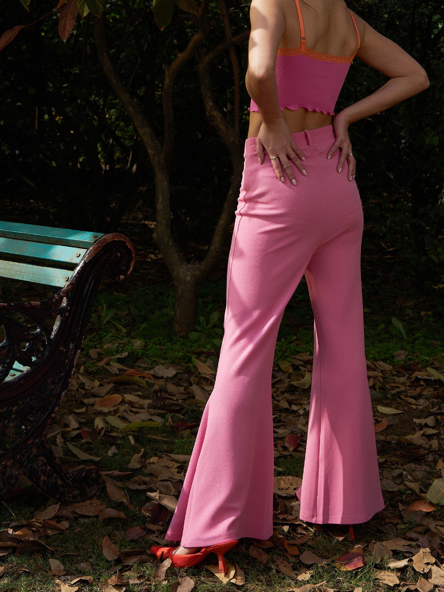Women's Pink Bell Bottom Kick Pleats Knitted Pants